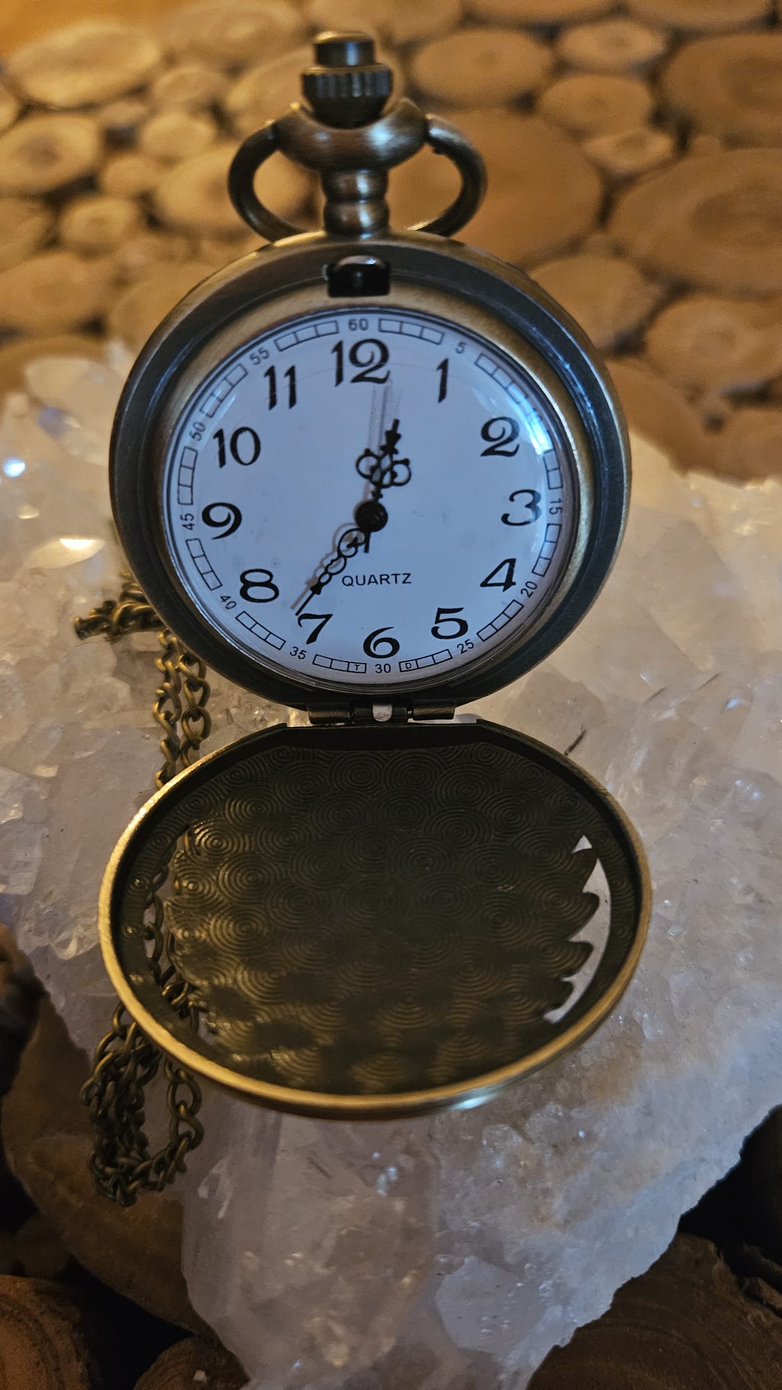Quarz Taschenuhr Indigen inspiriertes Design